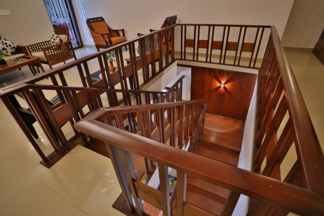 Chithirapuram Palace Мунар Екстериор снимка