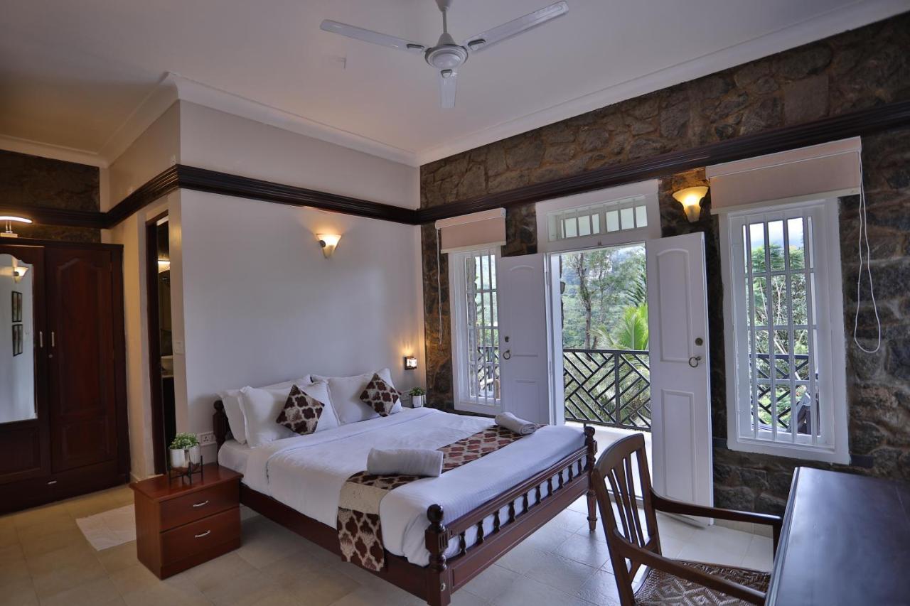 Chithirapuram Palace Мунар Екстериор снимка