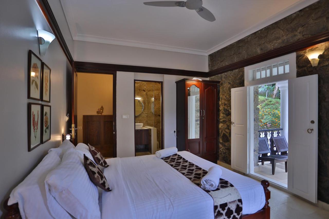 Chithirapuram Palace Мунар Екстериор снимка
